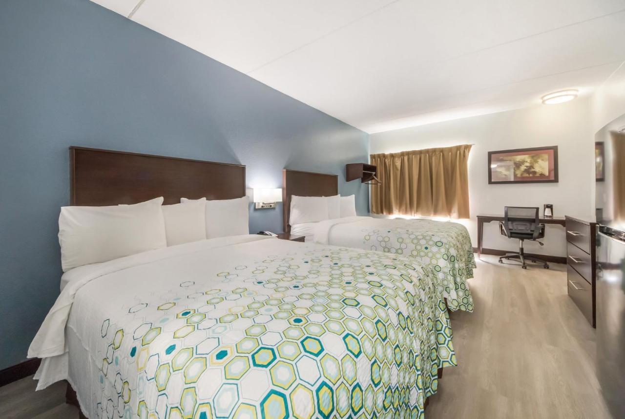 Hometowne Studios By Red Roof San Antonio - Seaworld Northwest Esterno foto